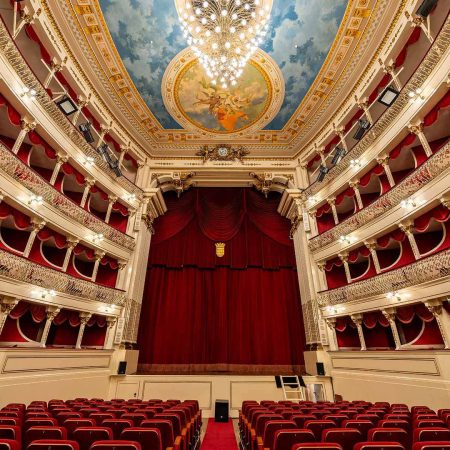 Baltazar Dias Municipal Theatre